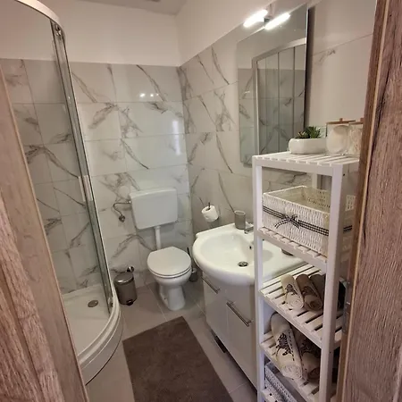 Ivana Appartement *