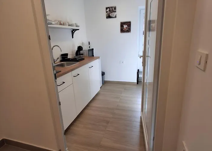 アパート Ivana コペル